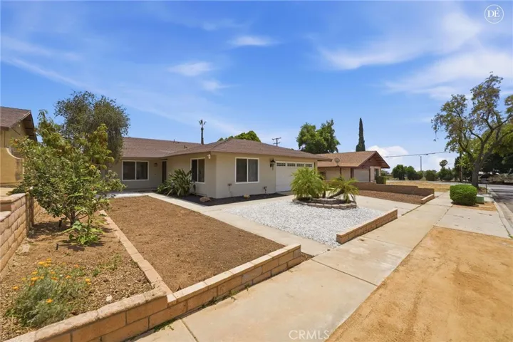 6677 La Praix Street, Highland, California 92346