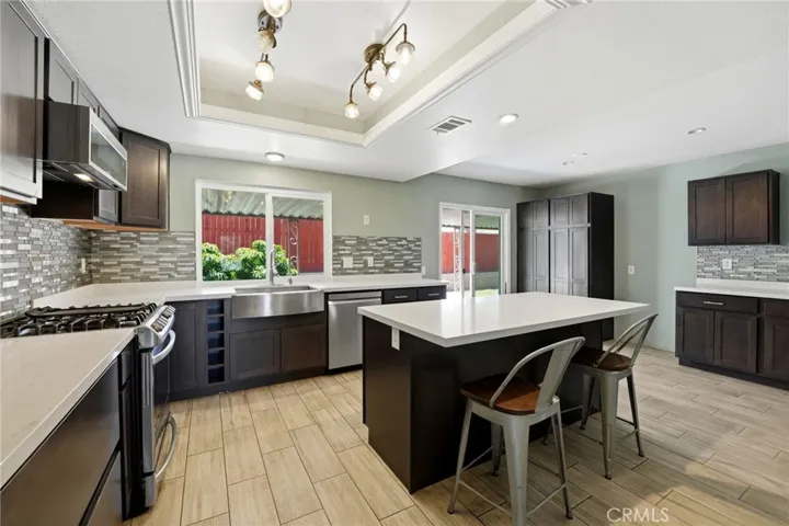 6677 La Praix Street, Highland, California 92346