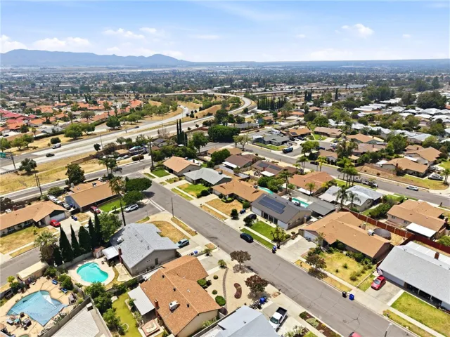 6677 La Praix Street, Highland, California 92346