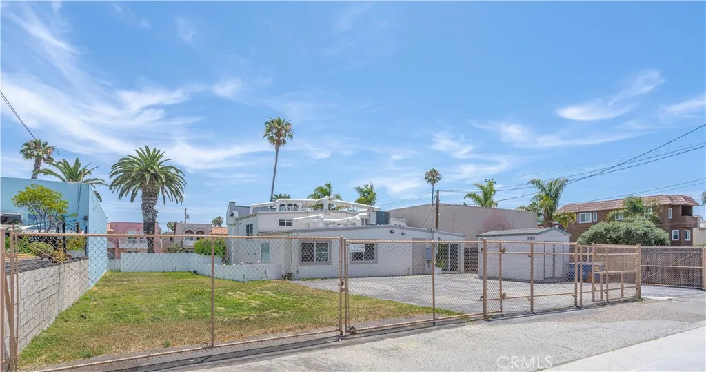 305 17th, Huntington Beach, California 92648 — photo 5