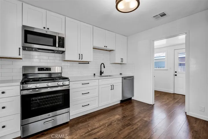 115 E. Colorado Front kitchen home