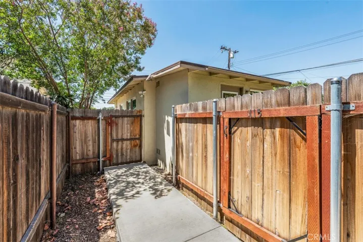 115 E Colorado, Glendora, California 91740