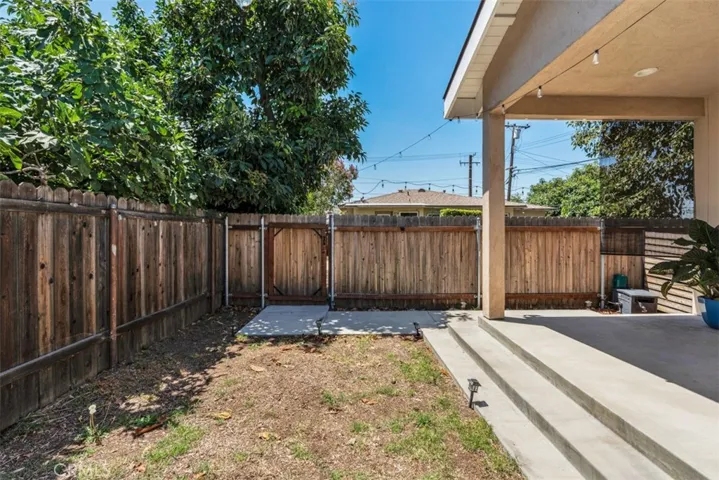 115 E Colorado, Glendora, California 91740