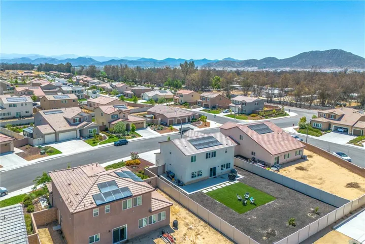 28463 Memory Lane, Winchester, California 92596