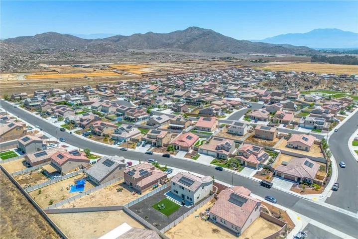 28463 Memory Lane, Winchester, California 92596