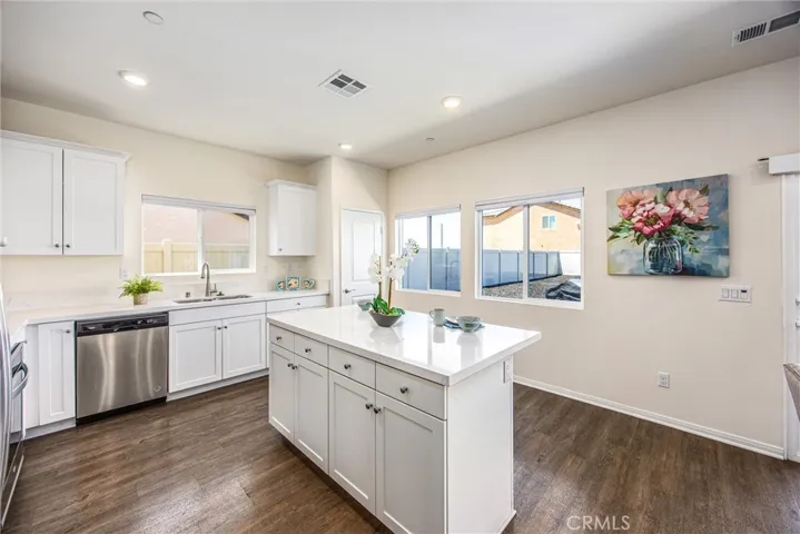 28463 Memory Lane, Winchester, California 92596
