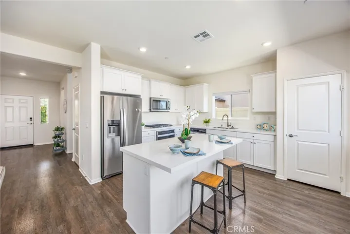 28463 Memory Lane, Winchester, California 92596
