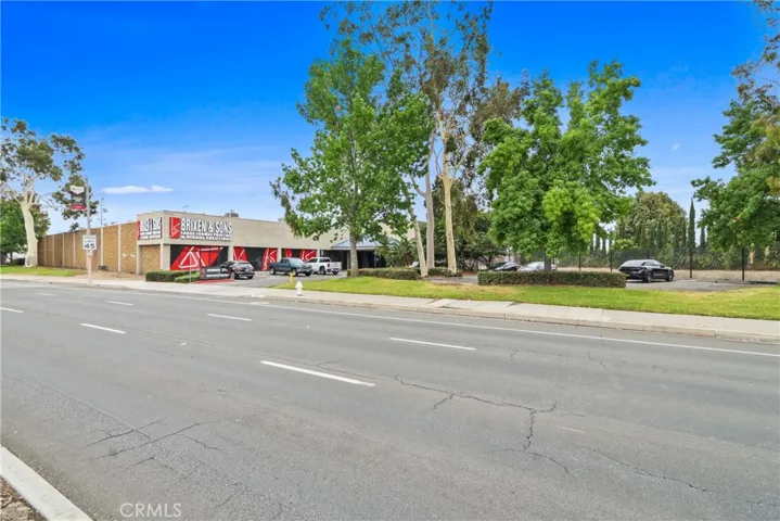 2100 S Fairview Street, Santa Ana, California 92704