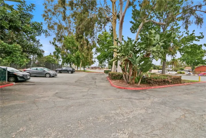 Parking front