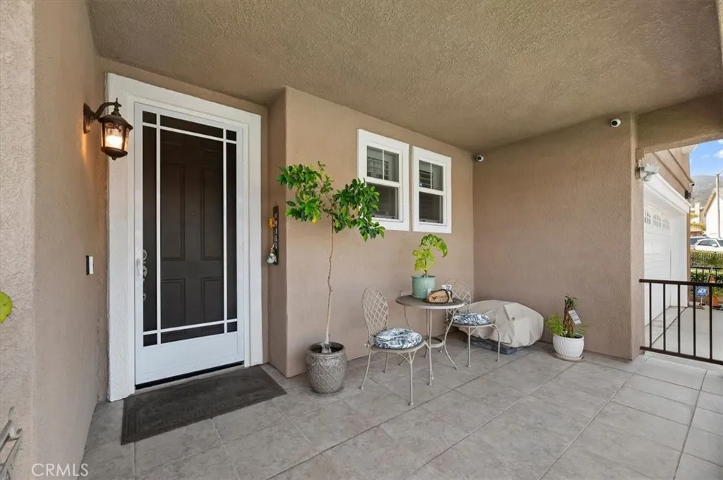 Front Porch/ Gated