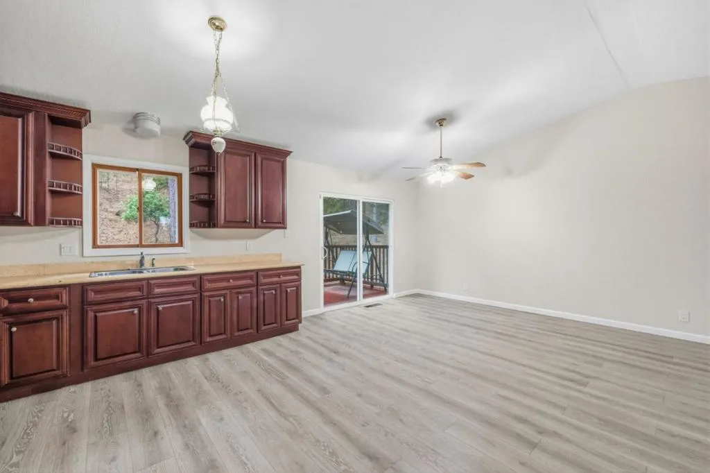 12910 Jackson Mill Drive, Groveland, California 95321 — photo 4