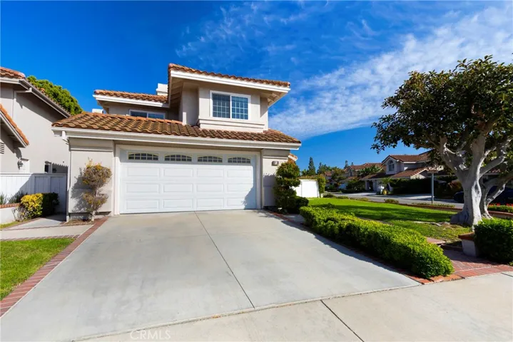 End lot with neighbor on only one side!