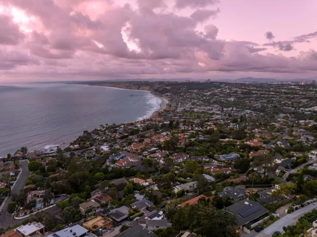 1641 Crespo Drive, La Jolla, California 92037