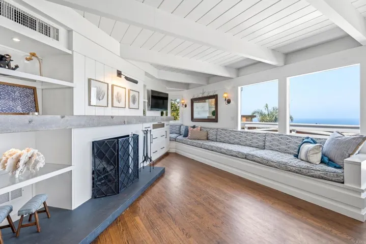 1641 Crespo Drive, La Jolla, California 92037