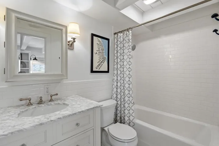 1641 Crespo Drive, La Jolla, California 92037