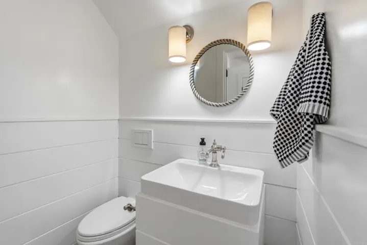 1641 Crespo Drive, La Jolla, California 92037