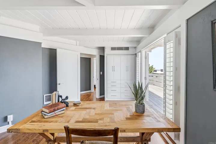 1641 Crespo Drive, La Jolla, California 92037