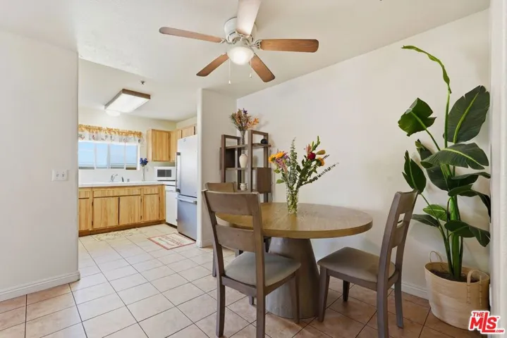 1050 Harbor Heights Drive C, Harbor City, California 90710 — photo 5