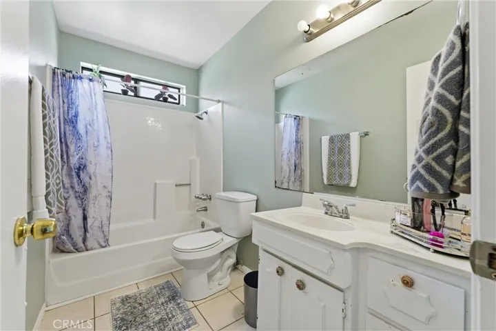 37137 26th Street E, Palmdale, California 93550