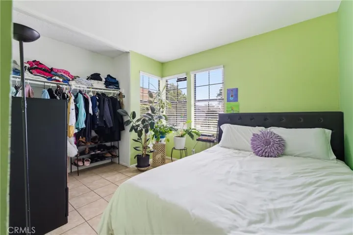 37137 26th Street E, Palmdale, California 93550