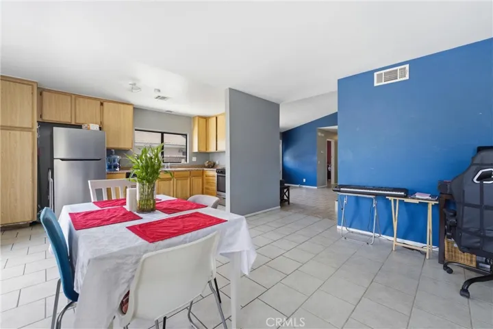 37137 26th Street E, Palmdale, California 93550