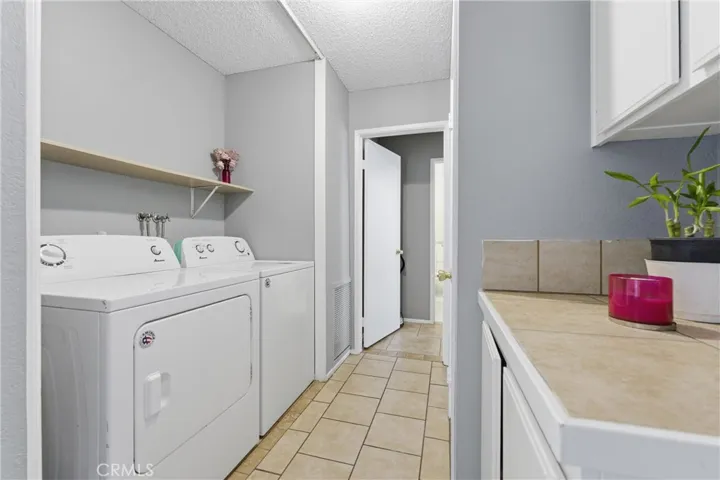 37137 26th Street E, Palmdale, California 93550