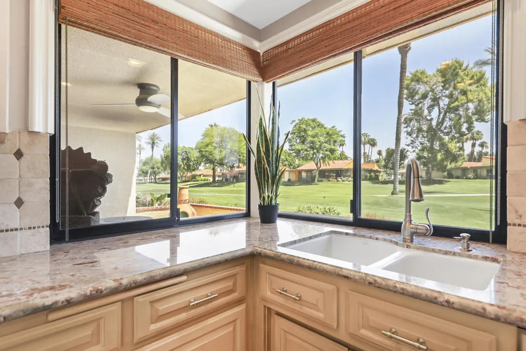 KITCHEN VIEWS