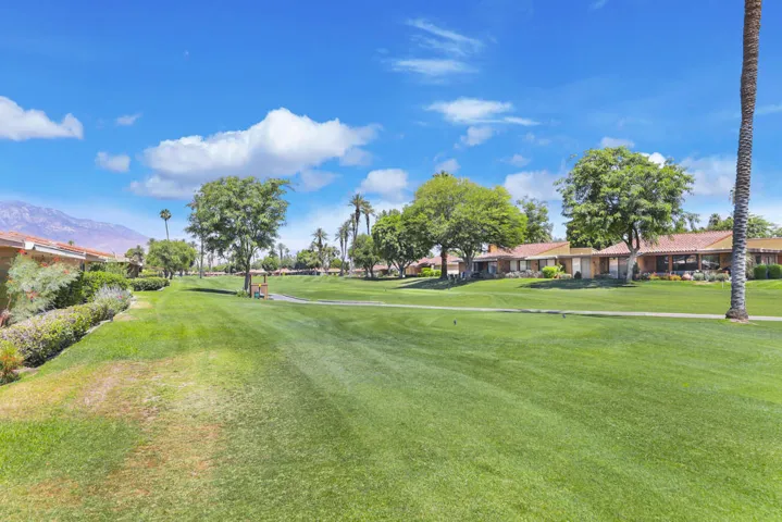 GOLF COURSE VIEWS