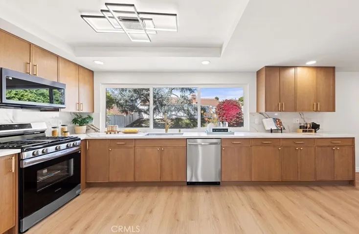 kitchen looking to the backyard
