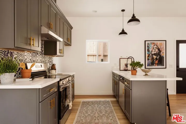 2760 Fyler Place, Los Angeles, California 90065