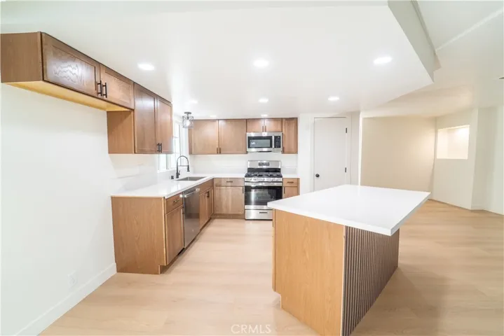 13560 Nassau Drive, Victorville, California 92395