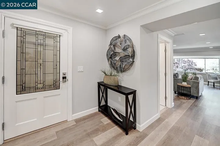 3410 Tice Creek 4, Walnut Creek, California 94595