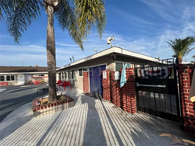 303 Crown Lane 197, Santa Ana, California 92704