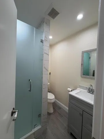 11651 Poplar Street, Loma Linda, California 92354