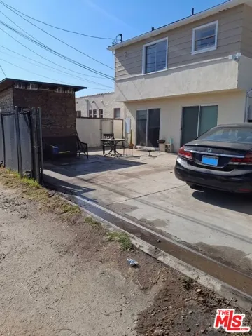 Back of property - Parking, pa