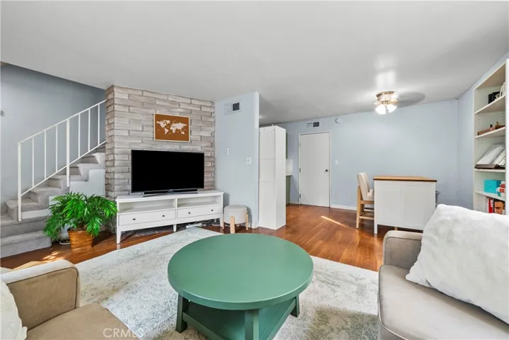 14435 Plummer 23, Panorama City, California 91402