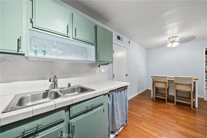 14435 Plummer 23, Panorama City, California 91402