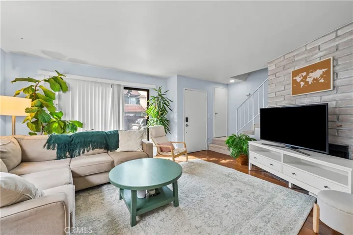 14435 Plummer 23, Panorama City, California 91402