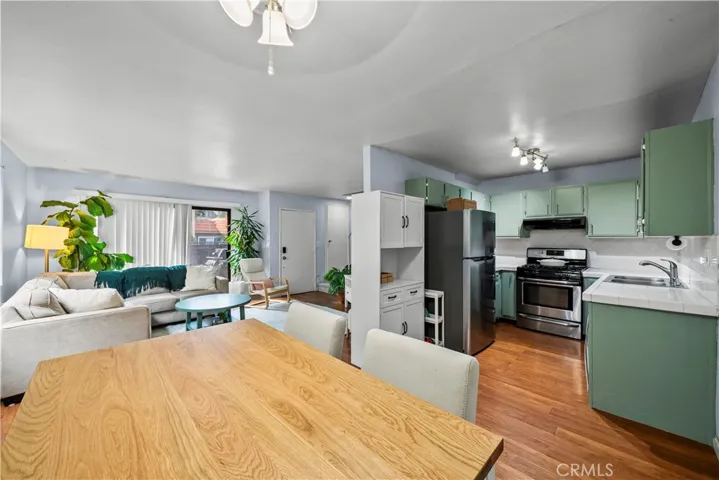14435 Plummer 23, Panorama City, California 91402
