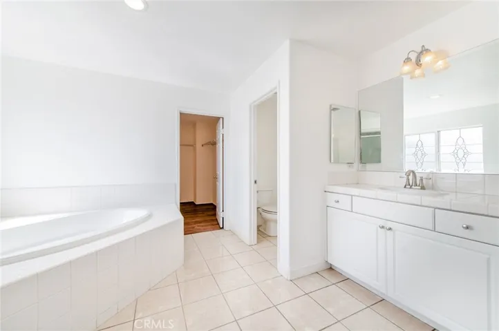 6915 Cedar Creek, Eastvale, California 92880
