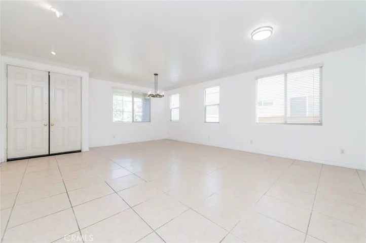 6915 Cedar Creek, Eastvale, California 92880