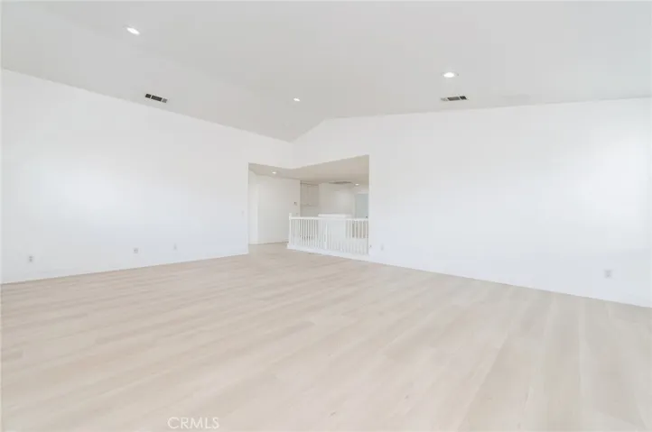 6915 Cedar Creek, Eastvale, California 92880