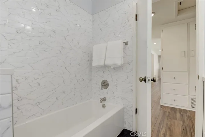 341 Cumberland Road, Glendale, California 91202