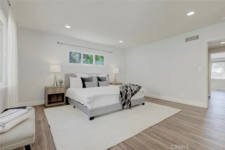 341 Cumberland Road, Glendale, California 91202