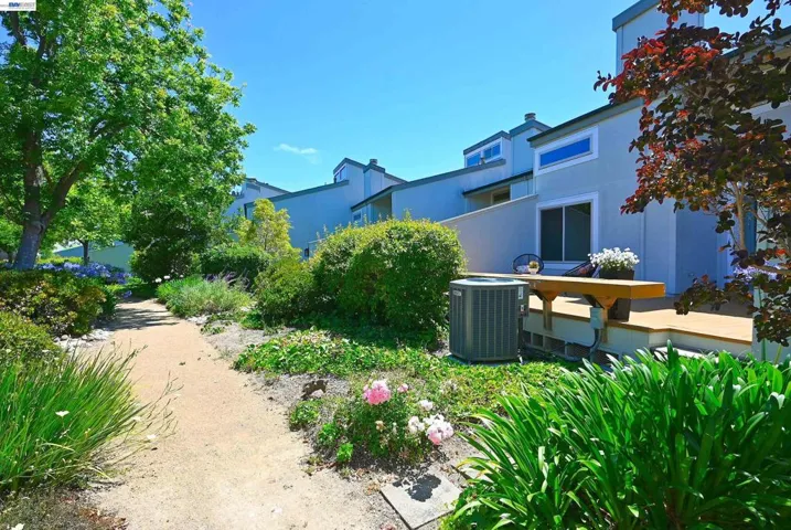 3320 Kimberly Way, San Mateo, California 94403