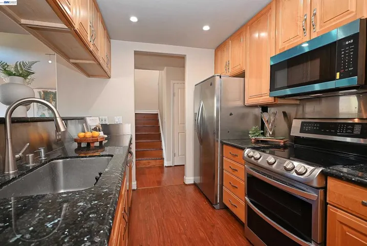 3320 Kimberly Way, San Mateo, California 94403