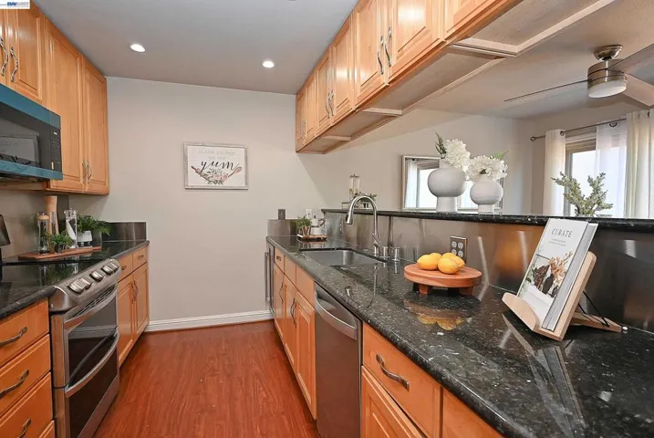 3320 Kimberly Way, San Mateo, California 94403