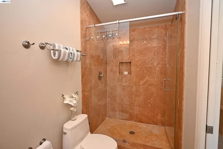 3320 Kimberly Way, San Mateo, California 94403