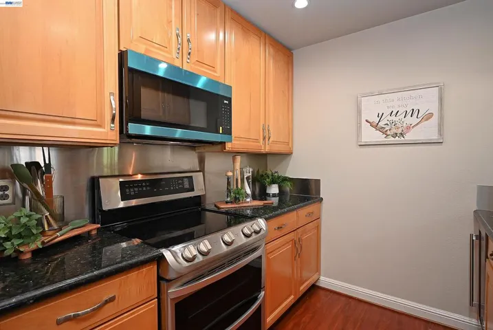 3320 Kimberly Way, San Mateo, California 94403
