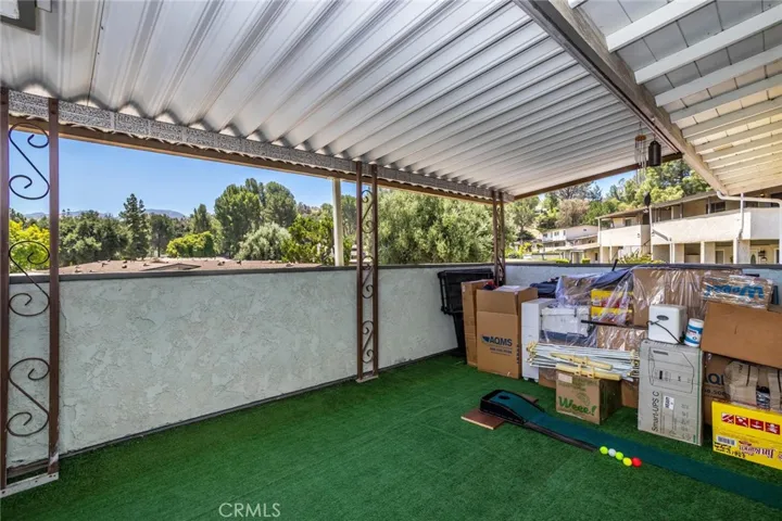 19716 Avenue Of The Oaks, Newhall, California 91321